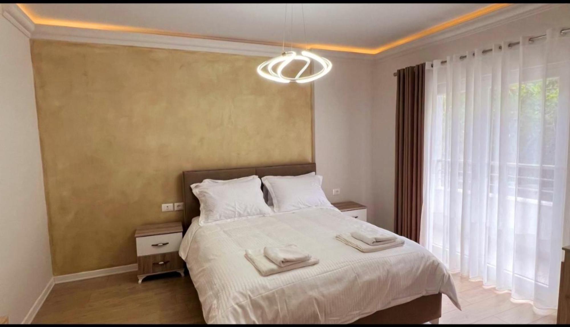 Hotel Demoli Pogradec Buitenkant foto
