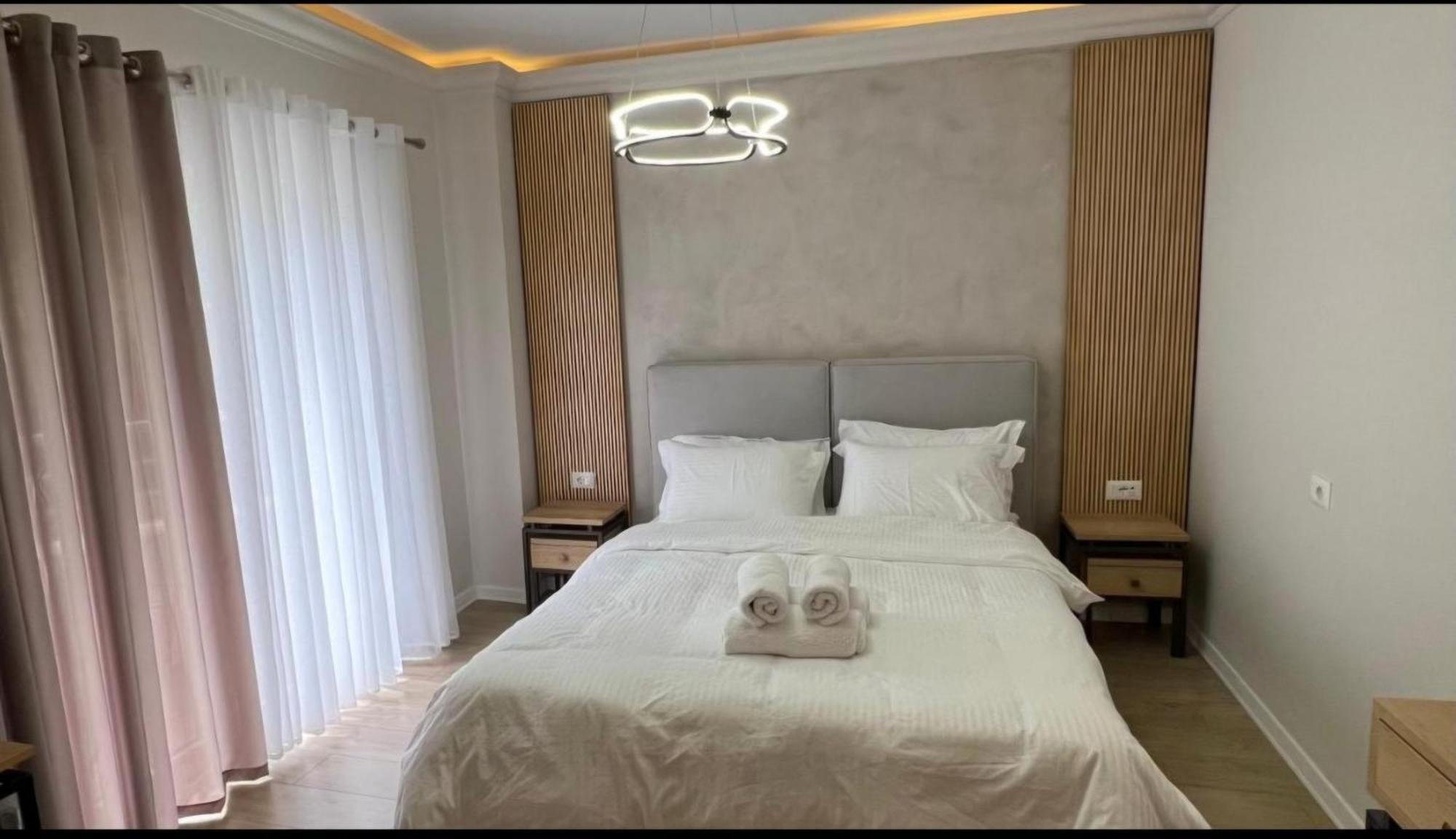 Hotel Demoli Pogradec Buitenkant foto